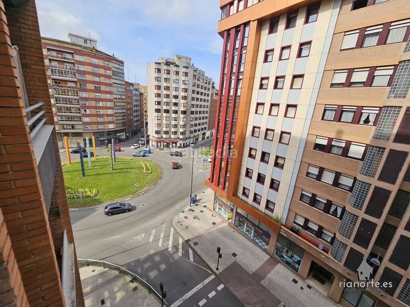 Foto e2c950ec-034c-431c-a87c-52645fb521df. Pis amb calefacció aparcament a Versalles Avilés