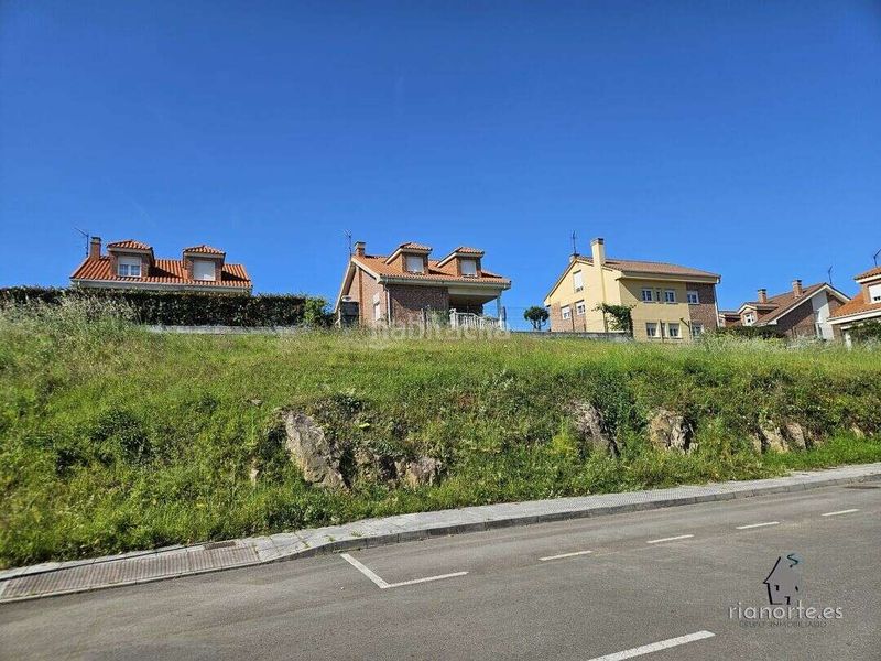 Foto f49316d5-e4d0-4f05-968e-940fd69e21fb. Terreno residencial parcela edificable en la estrada en Corvera de Asturias