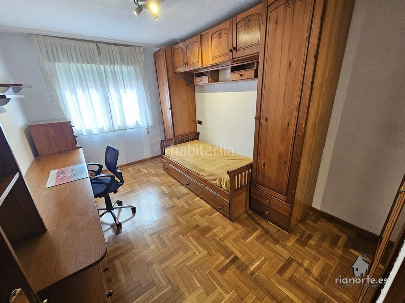 Foto 2aef9361-e7e9-4c84-b002-876d51d0b849. Rent flat with heating parking in Centro Avilés