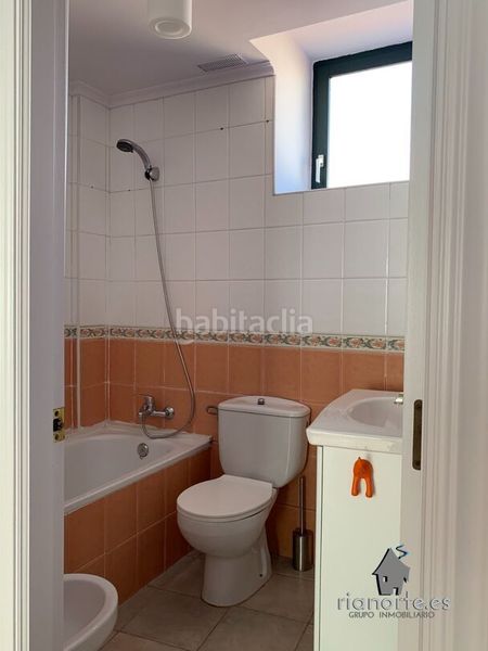Foto 4ea0aeee-fe5e-41fb-ba75-bd8634f8c96a. Dúplex amb calefacció a Centro Avilés