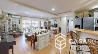 Appartement à Centre - Estació. En exclusiva: amplio y luminoso piso en pleno centro de sant cug