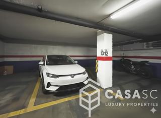 Aparcament cotxe  Avinguda de catalunya. Plaza de parking en el centro de cerdanyola