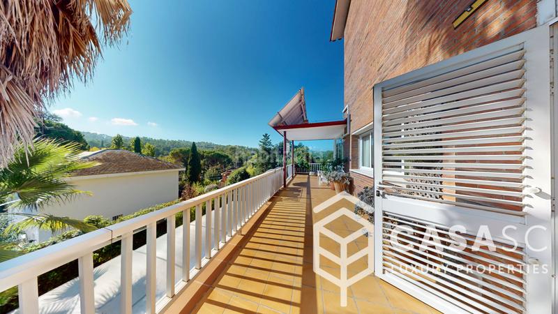 Foto 08c2d03f-e1a0-476d-9db7-5c73d6139926. Casa amb xemeneia calefacció aparcament piscina a Sant Cugat del Vallès