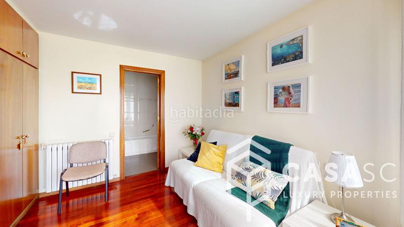 Foto 6ae4fd44-1c2c-488f-a9aa-136b22cb21ee. Casa amb xemeneia calefacció aparcament piscina a Sant Cugat del Vallès