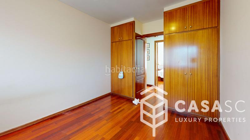 Foto 6d7f0929-9425-4781-b866-d6e712fc6e43. Casa amb xemeneia calefacció aparcament piscina a Sant Cugat del Vallès