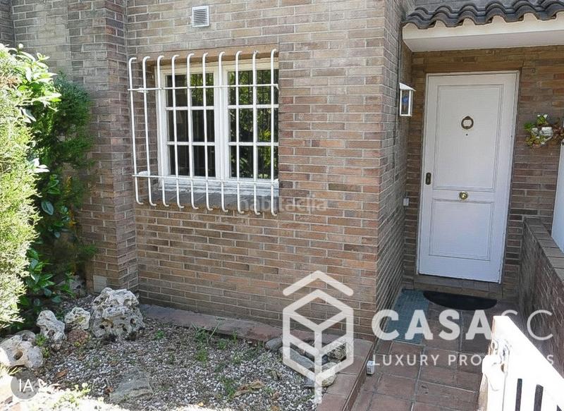 Foto eff829b0-b8e2-4c98-9c73-e3cb36a50232. Casa a schiera con camino in Arxiu Sant Cugat del Vallès