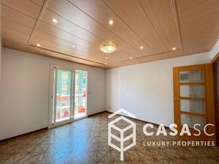Pis  Carrer de nonell. Oportunidad piso exterior con terraza cerca plaza carlos buigas