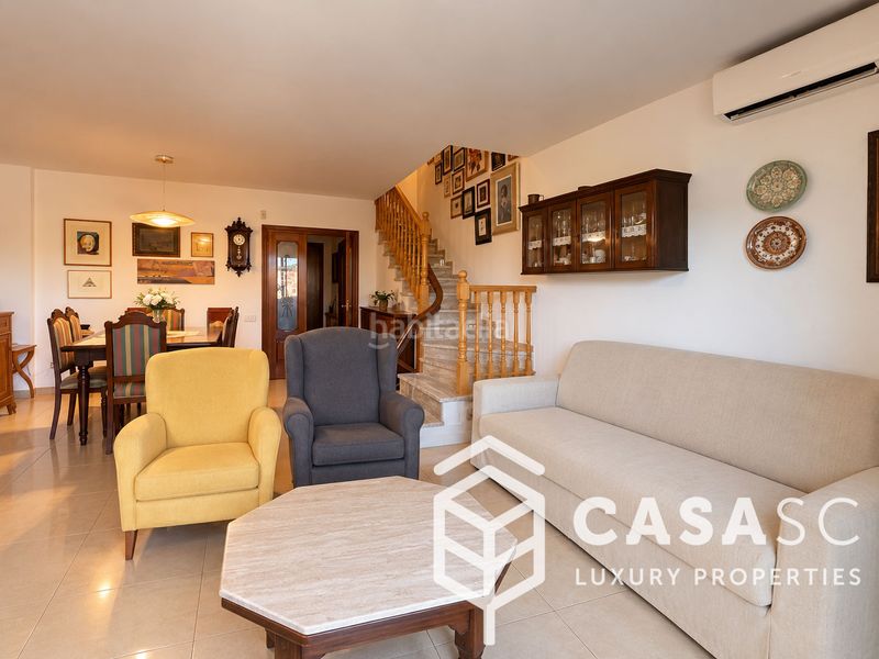 Foto 70e1db98-e680-4339-b15f-e40260d74f37. Chalet with heating parking in Martinica - Ateneu Cerdanyola del Vallès
