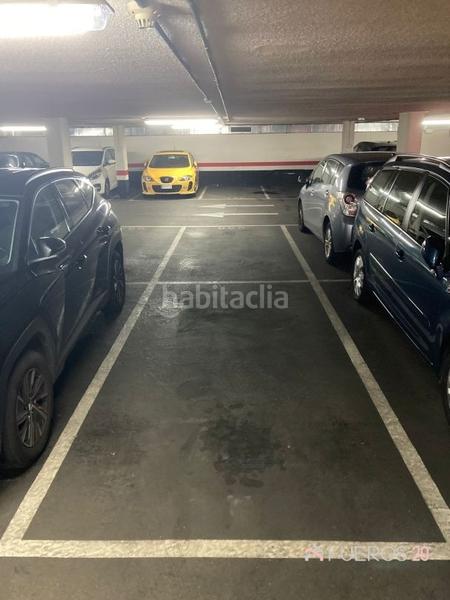 Foto ccb9e7d9-f2f1-4bf8-8e4b-b447b2cfb553. Posto auto in Bagatza - S. Vicente Barakaldo