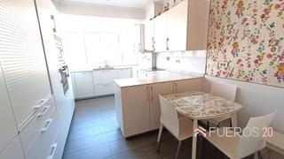 Appartement à Centro. Piso 100m2 . centro