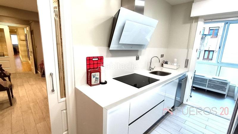 Foto 33141625-0b93-47df-aba3-886536f591e5. Flat with heating in Centro Barakaldo