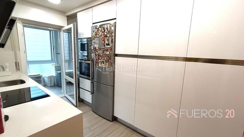 Foto 52ab411e-1dad-416b-a7fd-6bd029aa961b. Flat with heating in Centro Barakaldo