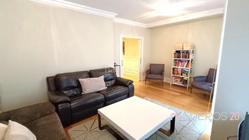 Foto e15f6576-6ae2-4bda-8f1c-59386711d2bc. Flat with heating in Centro Barakaldo