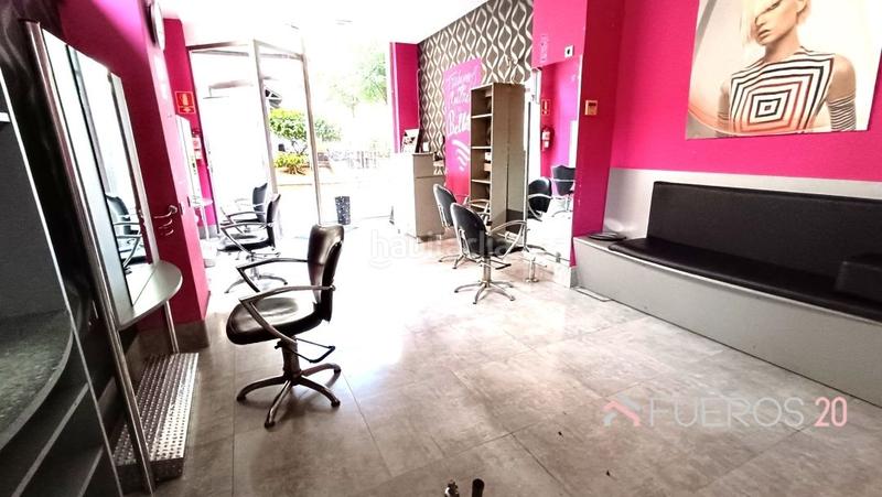 Foto c9340849-80a8-4455-a437-158861a94176. Local comercial peluquería alquiler o venta en Bagatza - S. Vicente Barakaldo