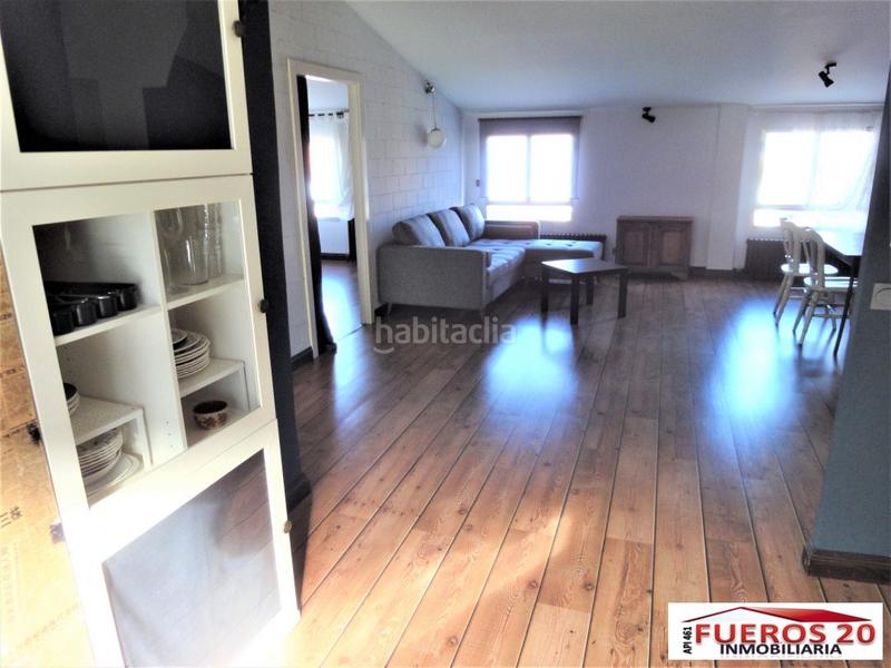 Foto 0a46bbb0-4f9c-46ba-ba7e-264ec745b6e0. Piso 2 habantes 3 reformado de diseño en Lasesarre Barakaldo