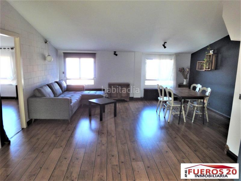 Foto f3f3fb33-35de-4e2d-9ea6-f1f030d2d498. Piso 2 habantes 3 reformado de diseño en Lasesarre Barakaldo