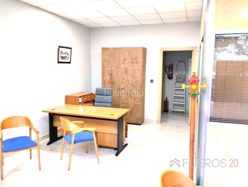 Foto c51e58e4-aa0f-4b9e-ad8e-ed1572a35839. Alquiler local comercial local centro san vicente en Barakaldo