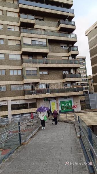 Foto 343b8812-e3ea-4fe1-b6f3-cad3eb93a8c2. Pis amb calefacció a Centro Barakaldo