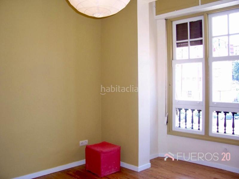 Foto ebd0ef80-6123-48de-8f1a-2c5052ee8bb1. Pis amb calefacció a Txabarri - La Unión - Vista Alegre Sestao