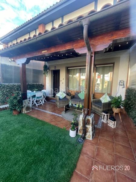 Foto c2afd908-9350-432d-bb59-0fade7023fe8. Reihenhaus mit heizung parking pool in Mioño-Santullán Castro - Urdiales