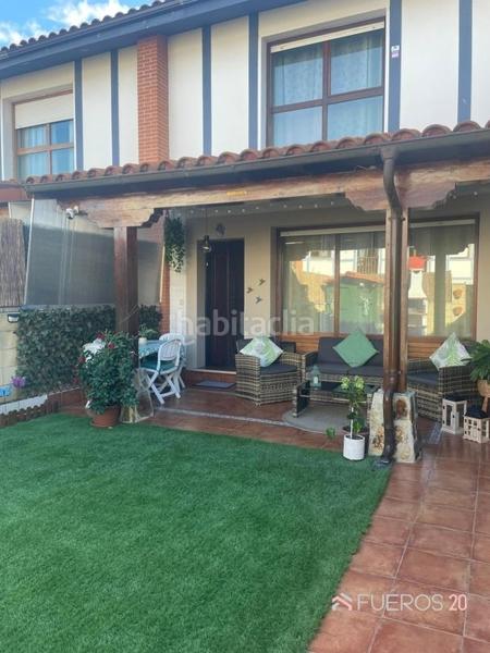 Foto ddce9662-03f7-42aa-ba36-34fbde8faf8b. Reihenhaus mit heizung parking pool in Mioño-Santullán Castro - Urdiales