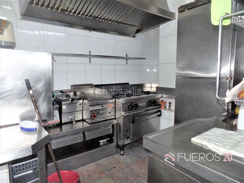 Foto 69c43118-e887-4d8a-a9fa-94833babe90d. Local comercial a Centro Barakaldo