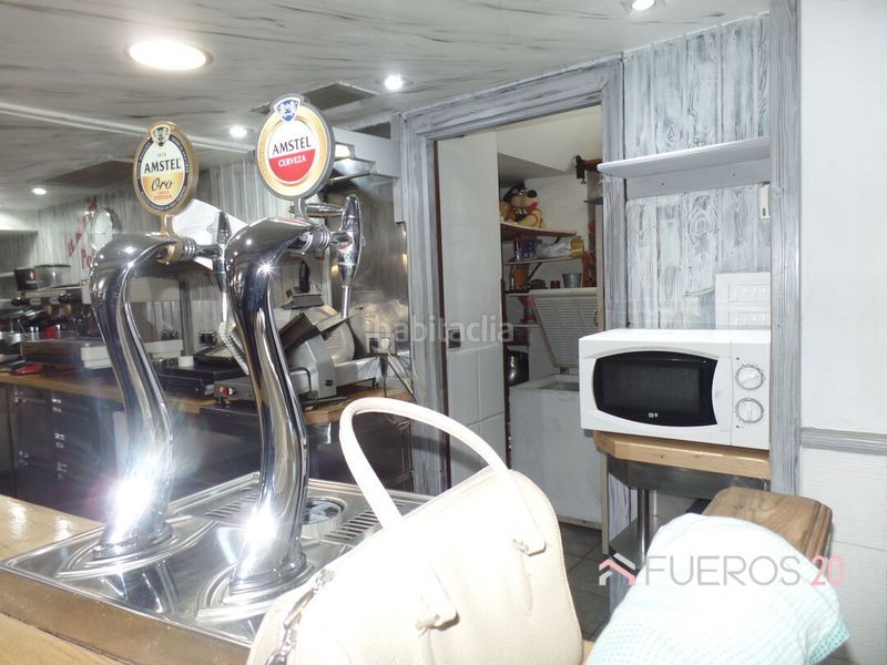 Foto 9d1bd0fc-b619-4b5f-9cf0-76d946431e72. Local comercial a Centro Barakaldo