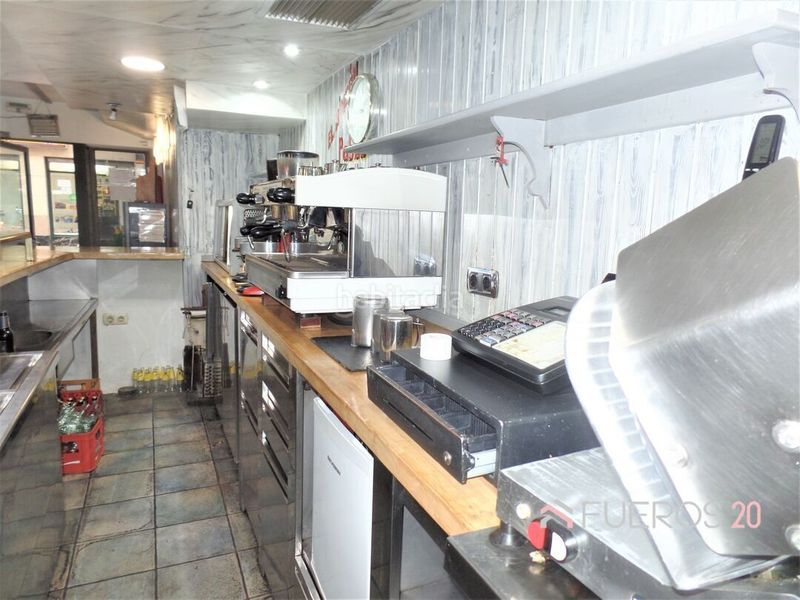 Foto ab0f4d24-ae1b-4c6e-bf13-b7b3a9d24089. Local comercial a Centro Barakaldo