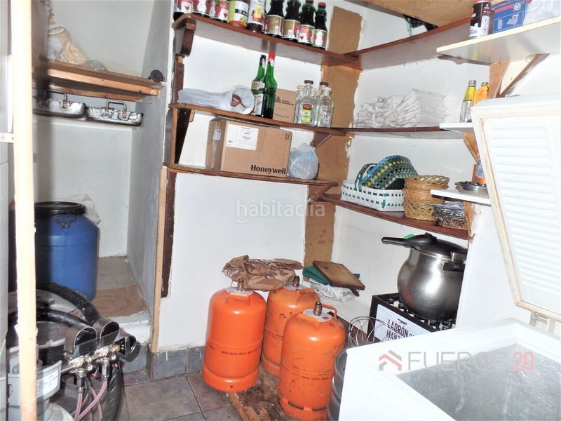 Foto b0b50f0b-98b0-43c9-96ca-4a1c3b26a193. Local comercial a Centro Barakaldo