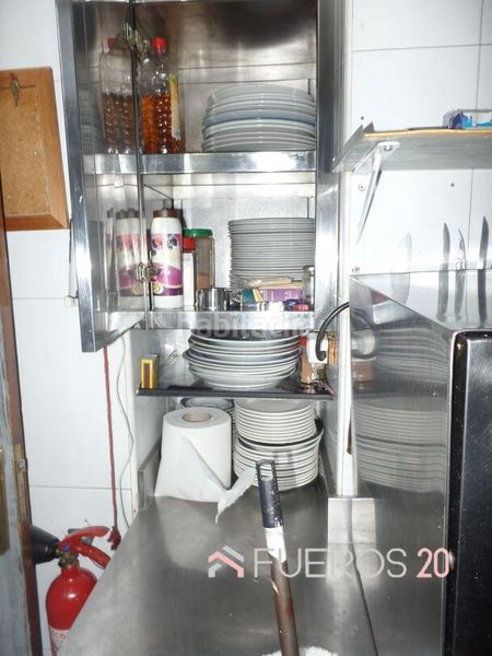 Foto f3648aed-d14b-4955-86c0-3b5063cd262c. Local comercial a Centro Barakaldo