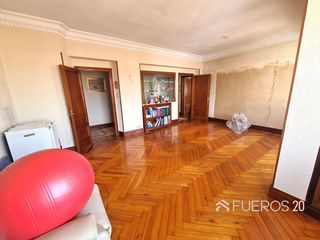 Etagenwohnung in Centro. Exclusiva piso de 153m2 lasesarre