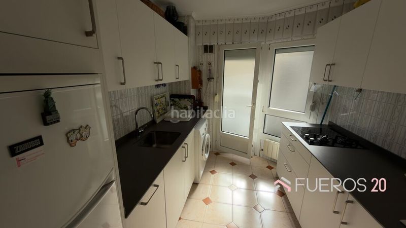 Foto 25a97643-5a76-40d0-828e-726889c6336c. Pis amb calefacció a Centro Barakaldo