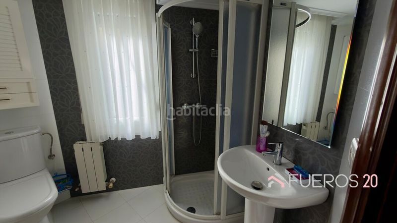 Foto f4eb2446-ab1b-4296-a065-29b0add86bd9. Pis amb calefacció a Centro Barakaldo