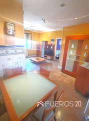 Appartement à Bagatza - S. Vicente. Apartamento reformado metro bagatza