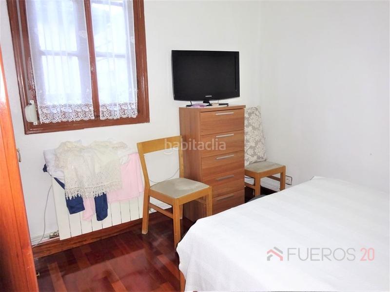 Foto 24475922-a011-4b79-a4b7-fa320046c134. Semi detached house with heating in Bagatza - S. Vicente Barakaldo