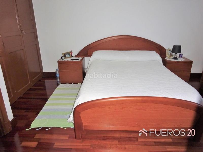 Foto 45c830bd-eec2-42a8-85fc-39e865a2c290. Semi detached house with heating in Bagatza - S. Vicente Barakaldo