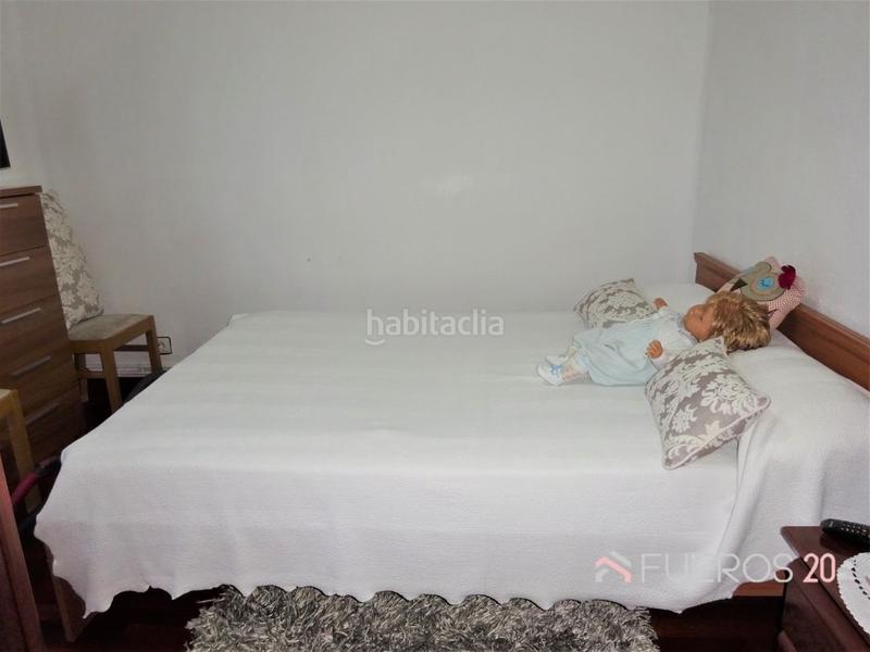 Foto a6ee218b-deda-4e96-8d67-f477c3b6e5eb. Semi detached house with heating in Bagatza - S. Vicente Barakaldo