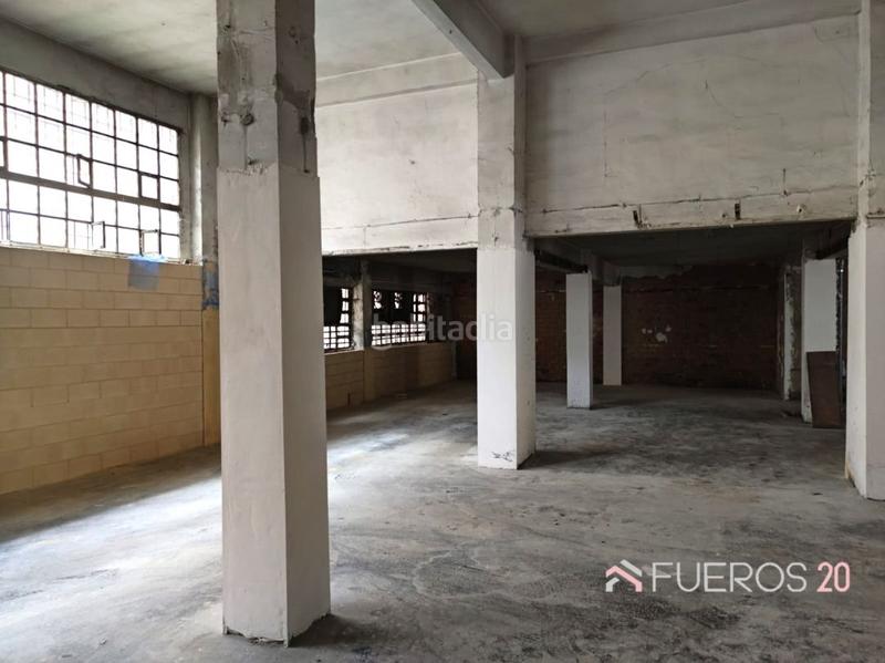 Foto 958d52a4-45c3-4f5d-a711-7b0463aca365. Alquiler local comercial lonja grande, en total 450 m2 en Barakaldo