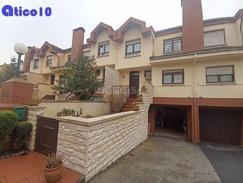 Foto a322c6a1-7b86-43f5-82ab-f8b3ae313c56. Lloguer casa adossada amb calefacció aparcament piscina a Llanera