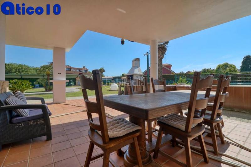 Foto 0e109b70-d848-4d6c-8ef1-ab1d8fe74952. Chalet impresionante chalet en mareo en urbanizacion privada. en Gijón