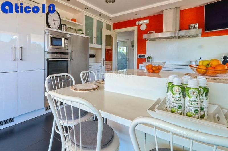 Foto 6f29d7ed-f60a-48bd-9c4d-7040741331c7. Chalet impresionante chalet en mareo en urbanizacion privada. en Gijón