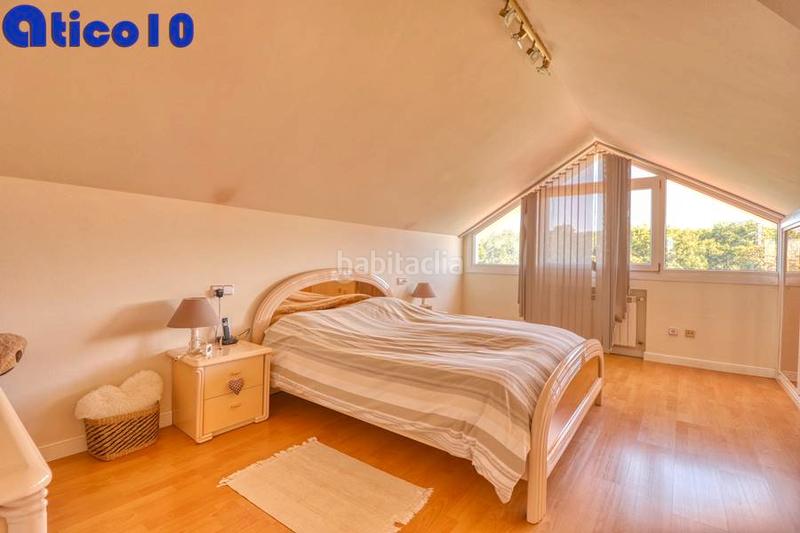 Foto ae05d07e-01ca-411e-9766-3a5f9cbd9cf9. Chalet impresionante chalet en mareo en urbanizacion privada. en Gijón