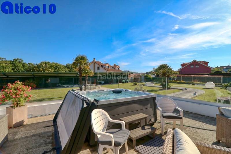 Foto ebed2f56-049d-4c0c-8f8f-94f6e301e8a0. Chalet impresionante chalet en mareo en urbanizacion privada. en Gijón