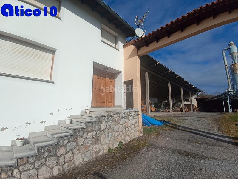 Foto 1abd2b1f-0b30-4d9e-878b-c6db91dd0fc4. Casa en lugar tamargo 2a casa con aserradero en Regueras (Las)