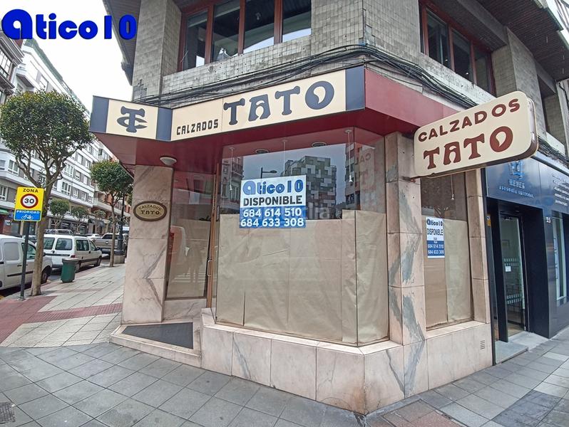 Foto 1a1eb4a8-5b19-4ef2-b7d4-9bbaf982a911. Alquiler local comercial en calle asturias 41 hace esquina / centrico / amplio escaparate en Oviedo