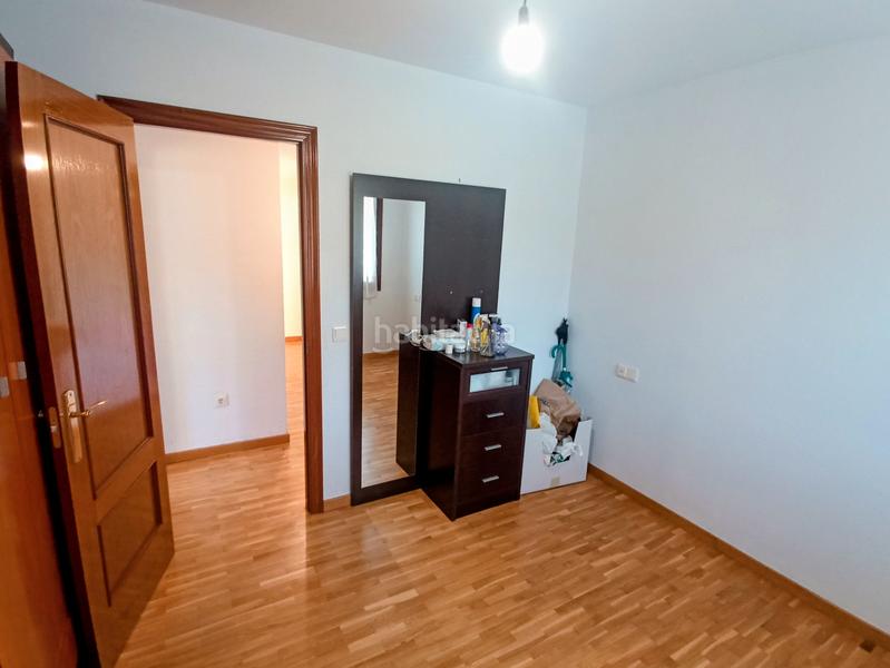 Foto 5d3b8c67-7993-4b8d-a425-617f55975c5c. Pis amb calefacció aparcament a Las Campas Oviedo