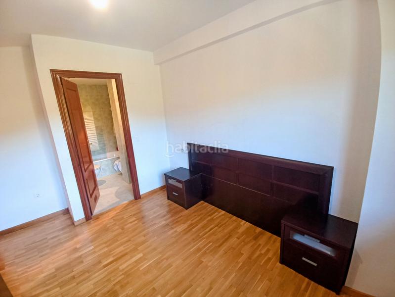 Foto 6361ed4d-2190-42bc-95af-4b53e52c8afe. Pis amb calefacció aparcament a Las Campas Oviedo