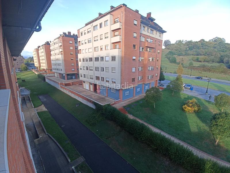 Foto 85490bc7-1940-49ff-b977-bd9e648249f9. Pis amb calefacció aparcament a Las Campas Oviedo