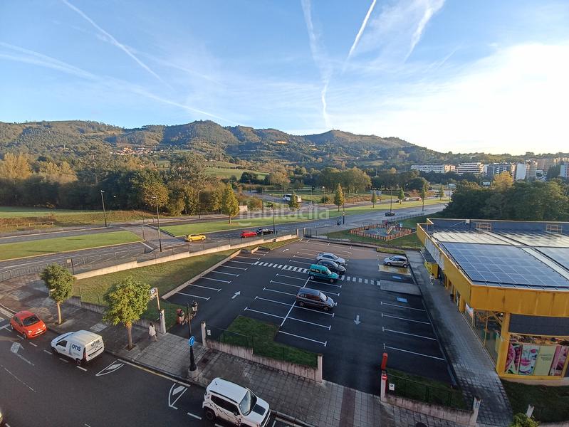 Foto dcb782f8-2d04-4209-b642-66b9591904fc. Pis amb calefacció aparcament a Las Campas Oviedo