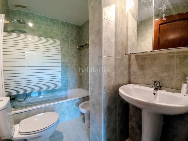 Foto fbee28a6-ae52-4ec9-b2e8-6d976b7eda7a. Pis amb calefacció aparcament a Las Campas Oviedo